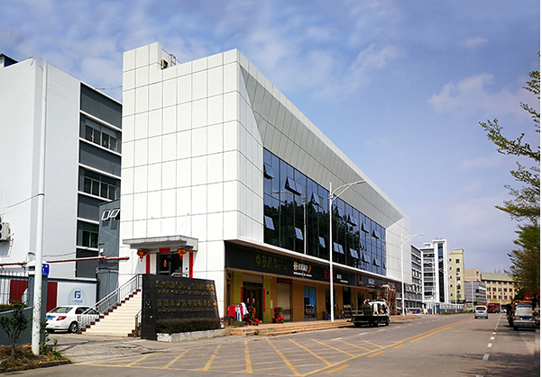 浦东住宅公寓幕墙修缮